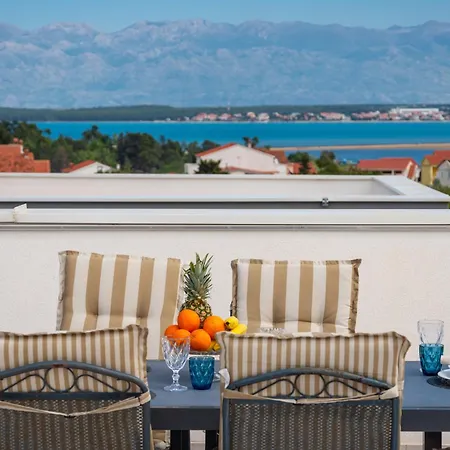 Apartament Lipotica 1 *